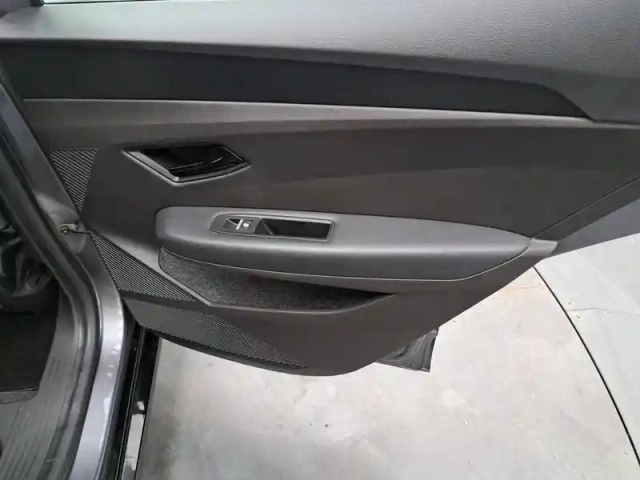 Renault Megane e-tech ev60 220 ch super charge — photo 23