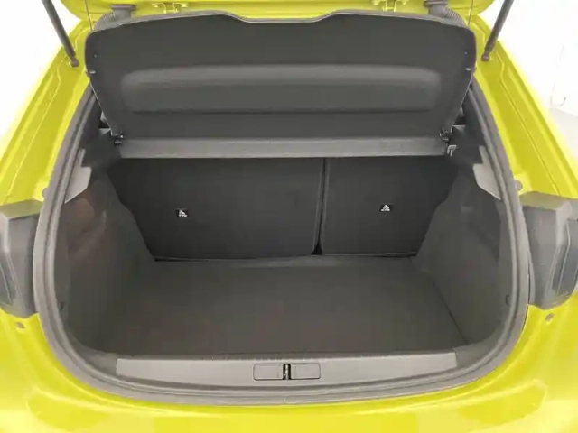 Peugeot 208 puretech 100 s&amp;s bvm6 — photo 13