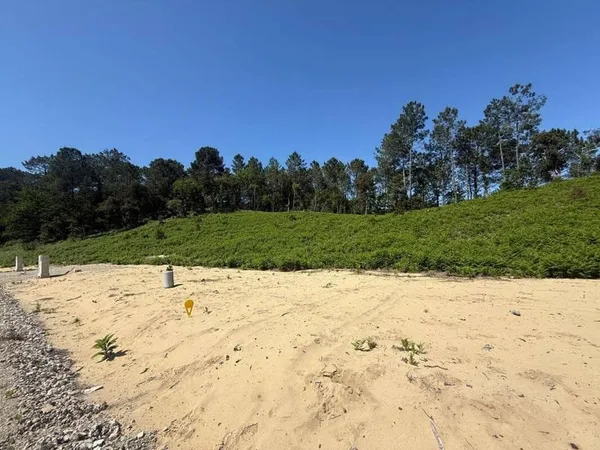 Terrain 627 m²