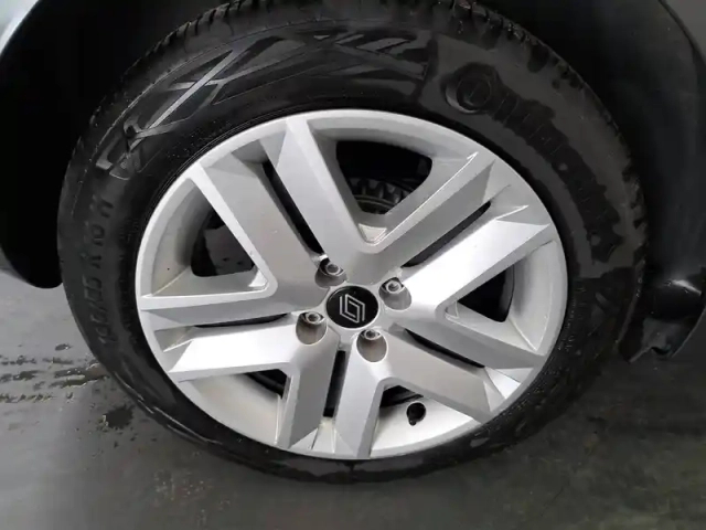 Renault Clio tce 90 — photo 14