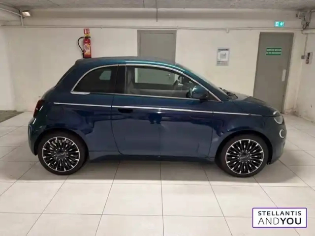 Fiat 500 c e 95 ch — photo 31
