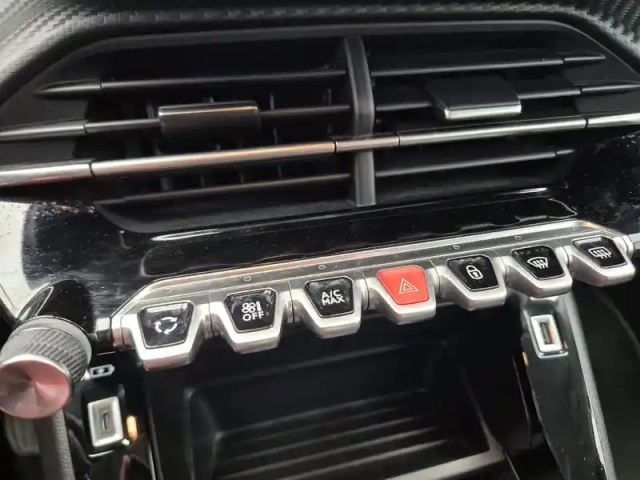 Peugeot 208 puretech 100 s&amp;s bvm6 — photo 30