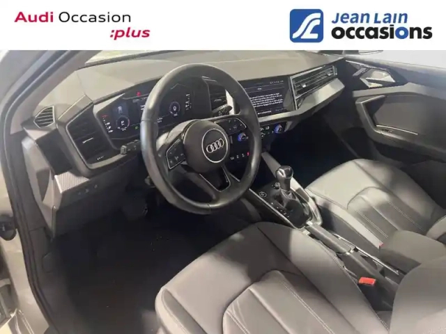 Audi A1 sportback 30 tfsi 110 ch s tronic 7 — photo 11