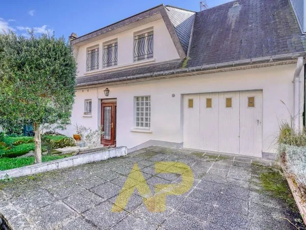 Maison 6 pièces 182 m²