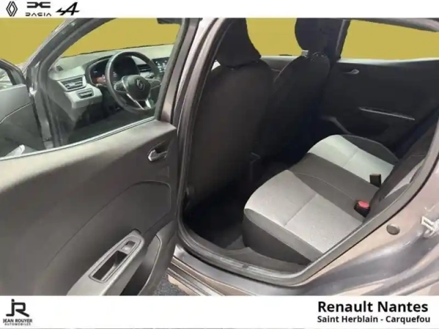 Renault Clio 1.0 tce 90ch evolution — photo 6