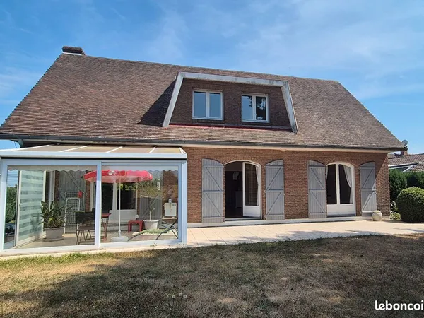Maison 8 pièces 145 m²