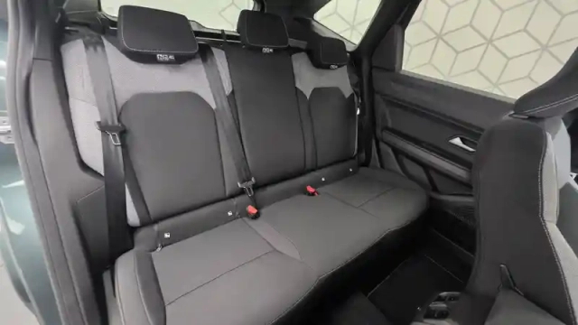 Dacia Bigster hybrid-g 150 4x4 — photo 33