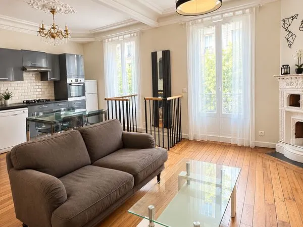 Clamart Gare - Appartement 69 m² avec jardin de 200 m² - 3 chambres - 2 places de parking