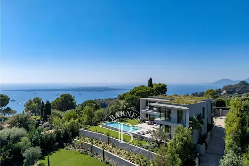 Villa 6 pièces 498 m²