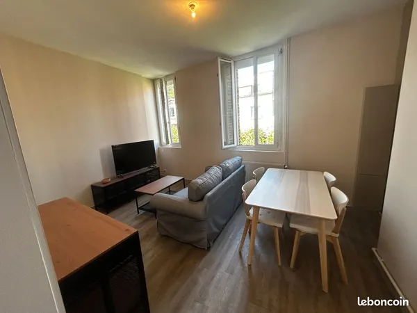 Triplex meublé