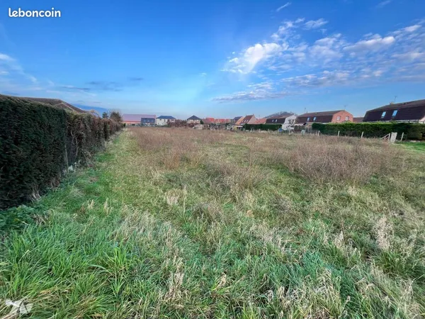 Terrain 1418 m² OSTRICOURT
