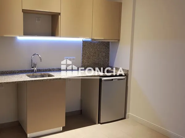 Appartement Location Avignon 3p 53m² 690€