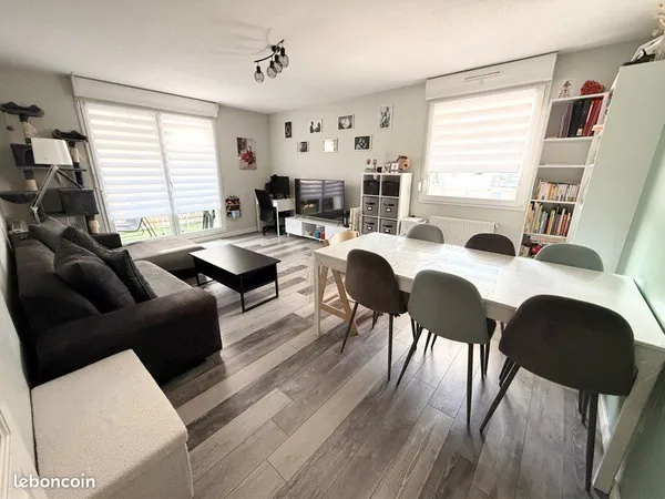 Appartement 4 pièces/balcon/garage/parking