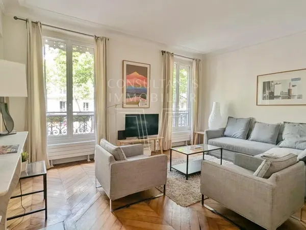 Loue t3 - 80.12 m² - Paris 11ème