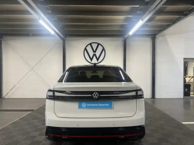 Volkswagen Id.7 286ch pro 77kwh style executive — photo 6