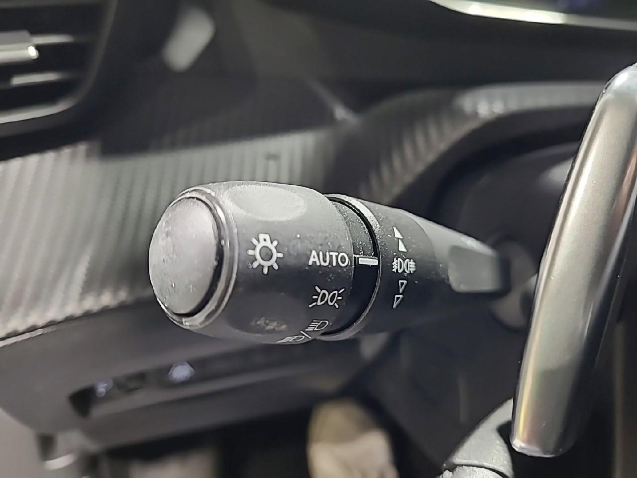 Peugeot 2008 puretech 130 s&s eat8 roadtrip — photo 24