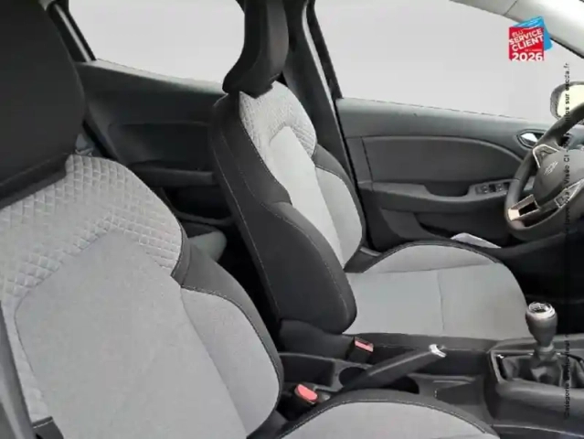 Renault Clio 1.5 blue dci 100ch evolution - 24 gps radar ar — photo 5
