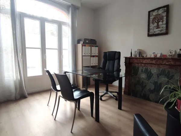 Location cabinet partagé