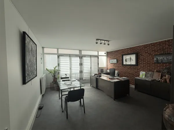 Bureaux 109 m²