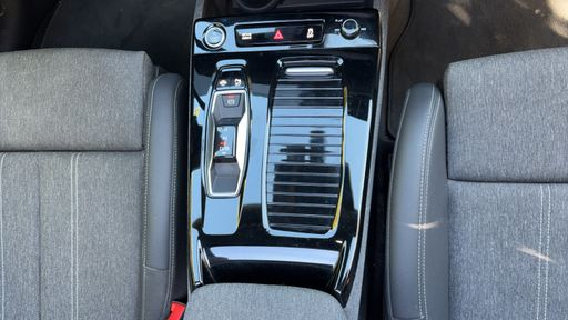 Audi Q6 e-tron 387 100 kWh Quattro - S Line – 2025 – 20407 km – Électrique – Boîte Automatique — photo 26