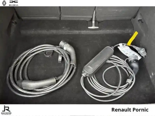 Renault Scenic techno e-tech electric 220ch grande autonomie optimum charge ac22kw — photo 14