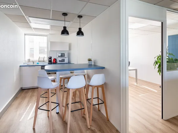 Location bureaux privatifs 2 à 6 postes
