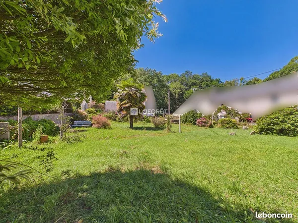 Terrain 386 m² CHATEAULIN