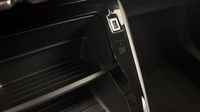 Peugeot 2008 1.2 PureTech 130ch S&S Style EAT8 — photo 30