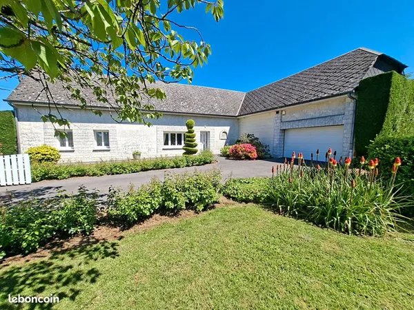 Maison 8 pièces 198 m²