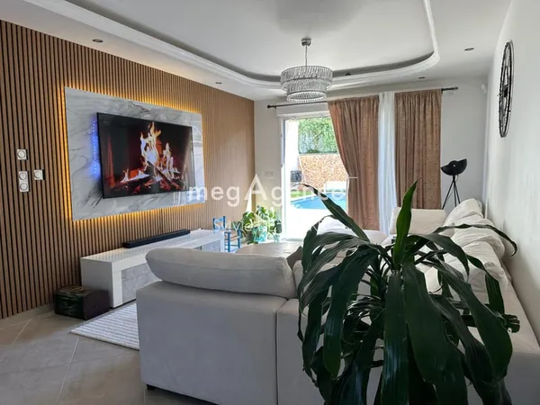 Maison moderne 5 chambres .