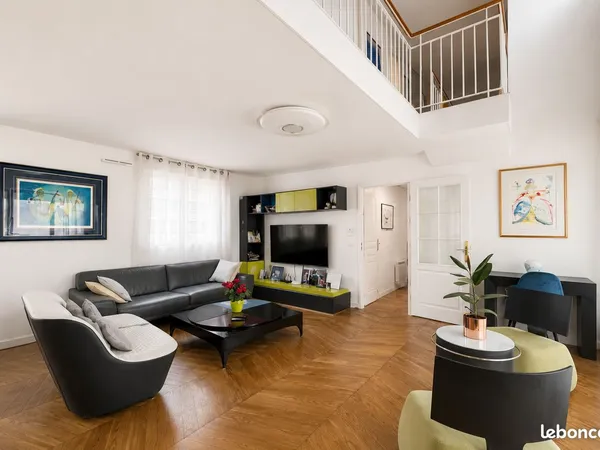 Duplex 5 pièces 131 m²