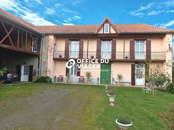 Maison 5 pièces 160 m²