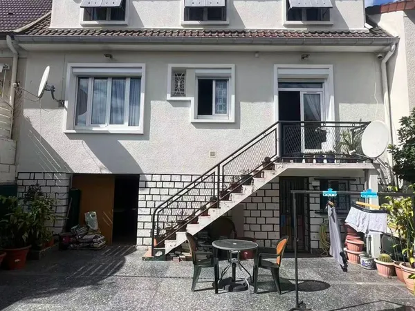 Maison 10 pièces 190 m²