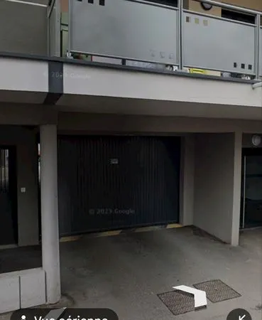 Garage dans residence securisée