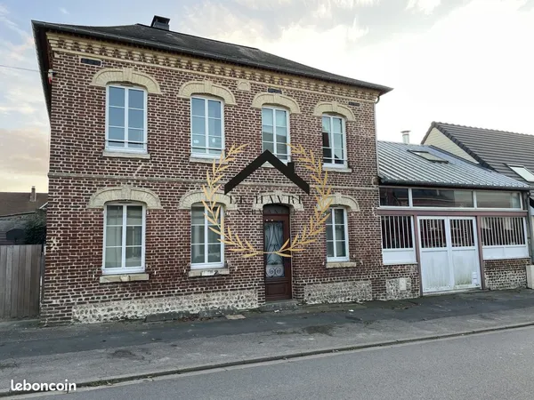 Propriété 7 pièces 210 m²