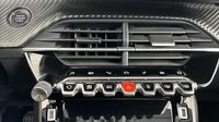 Peugeot 208 1.2 PureTech 100ch S&S Allure Pack 118g — photo 19