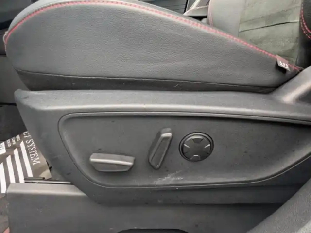 Ford Kuga 2.5 duratec 225ch phev st-line x bva — photo 11