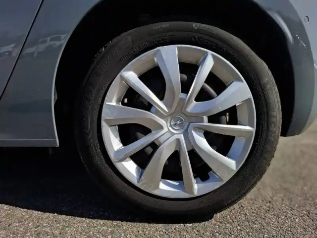 Opel Corsa 1.2 turbo hybrid 100 ch e-dct6 — photo 38