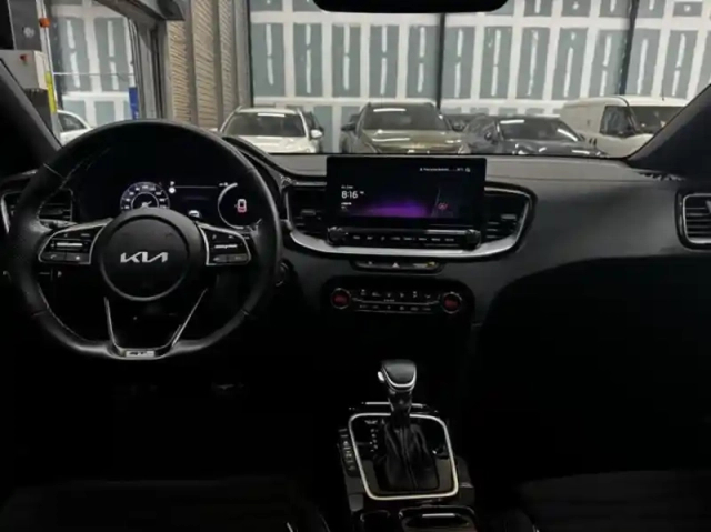 Kia Ceed 1.5 t-gdi 140ch gt-line dct7 my25 — photo 9