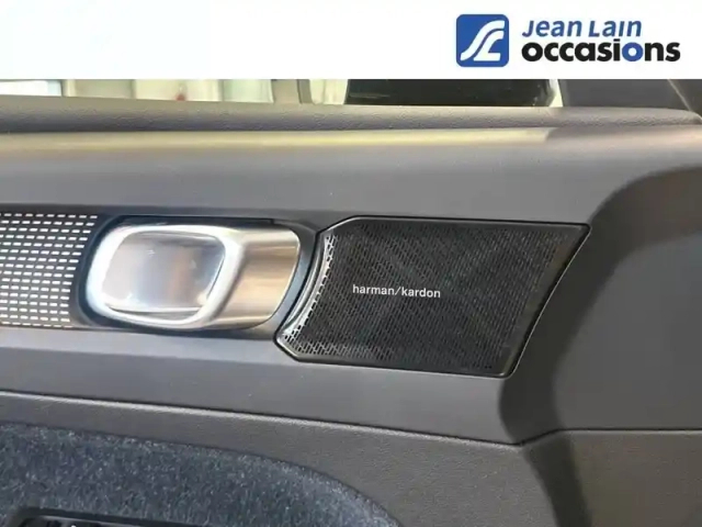 Volvo Xc40 t5 recharge 180+82 ch dct7 — photo 22