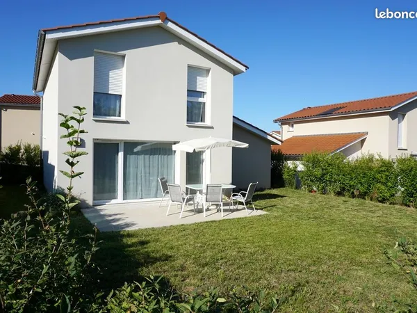 Maison individuelle 3 chambres jardin garage