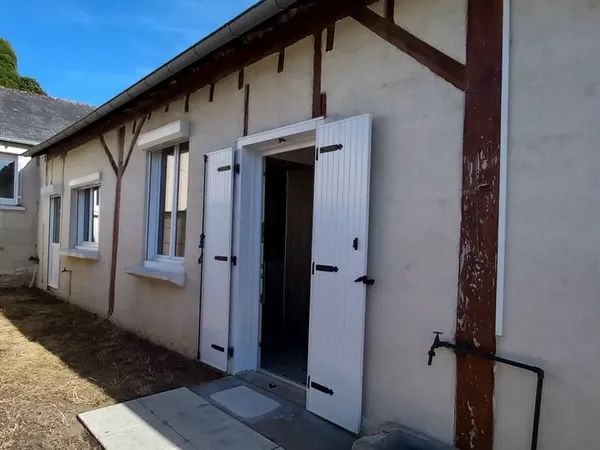 Maison ancienne rénovée à 1,5km du centre de Saumur