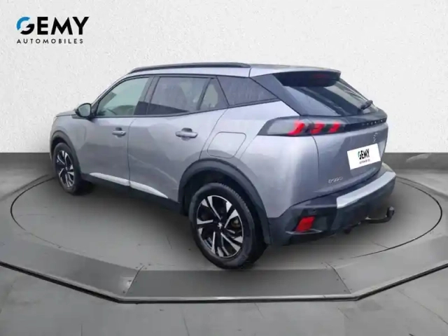 Peugeot 2008 puretech 100 s&amp;s bvm6 — photo 7