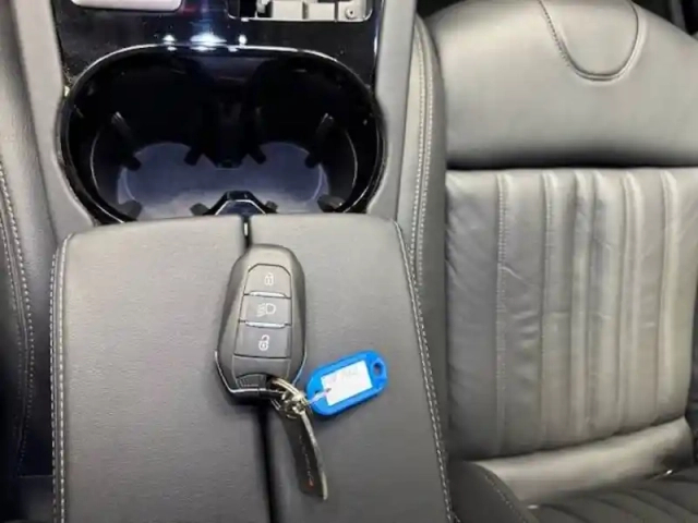 Peugeot 508 hybrid 225 e-eat8 — photo 44
