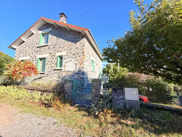 Charmante maison à rénover dans un environnement calme