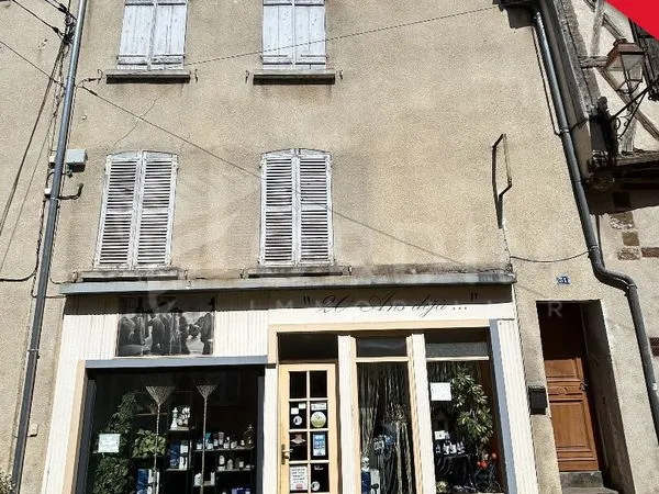 Immeuble de rapport 107 m²