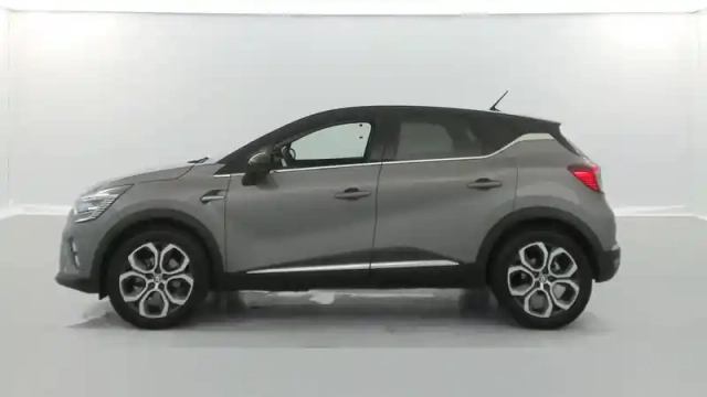 Renault Captur e-tech 145 - 21 — photo 2