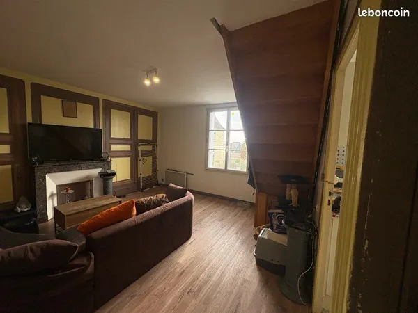 T2 centre Neuvy 45m2 duplex