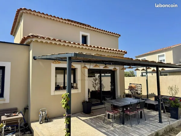 Maison 106 m² Port-Saint-Louis-du-Rhône