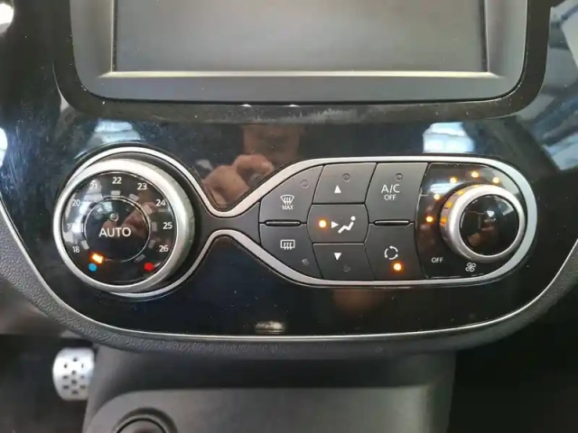 Renault Captur tce 150 fap — photo 27